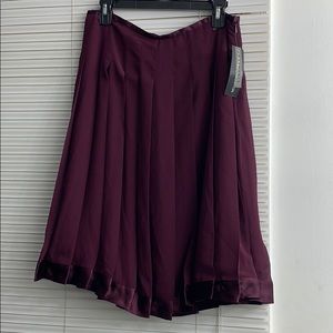NWT Dark Plum pleated skirt by Norton McNaughton Sz 12
